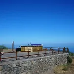Landhuis Altos Cruz De Tea *